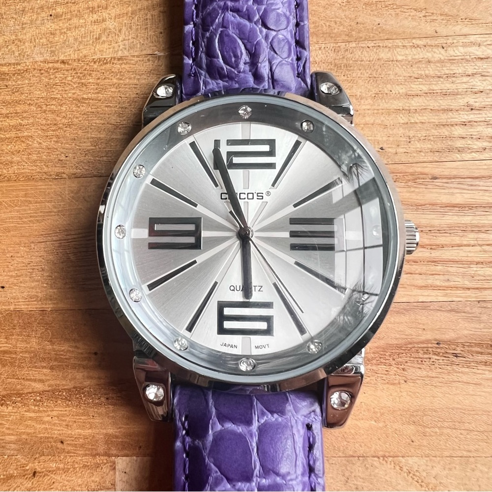 Chicos ladies silver tone purple leather fashion watch NEW BATTERY